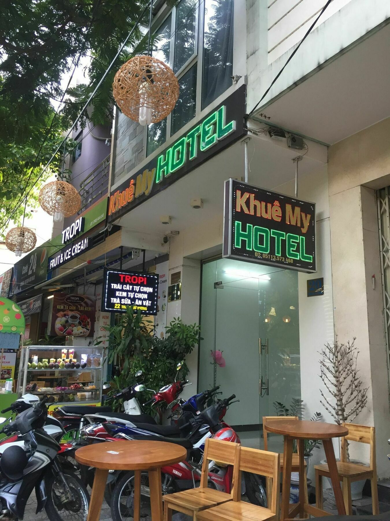 Khue My Hotel ダナン市 エクステリア 写真